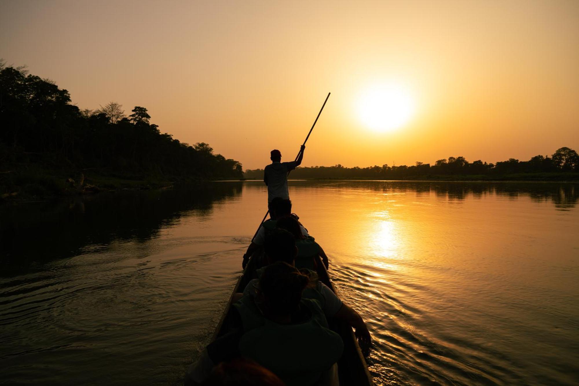 Hotel Kasara Chitwan Patlahara Exteriér fotografie