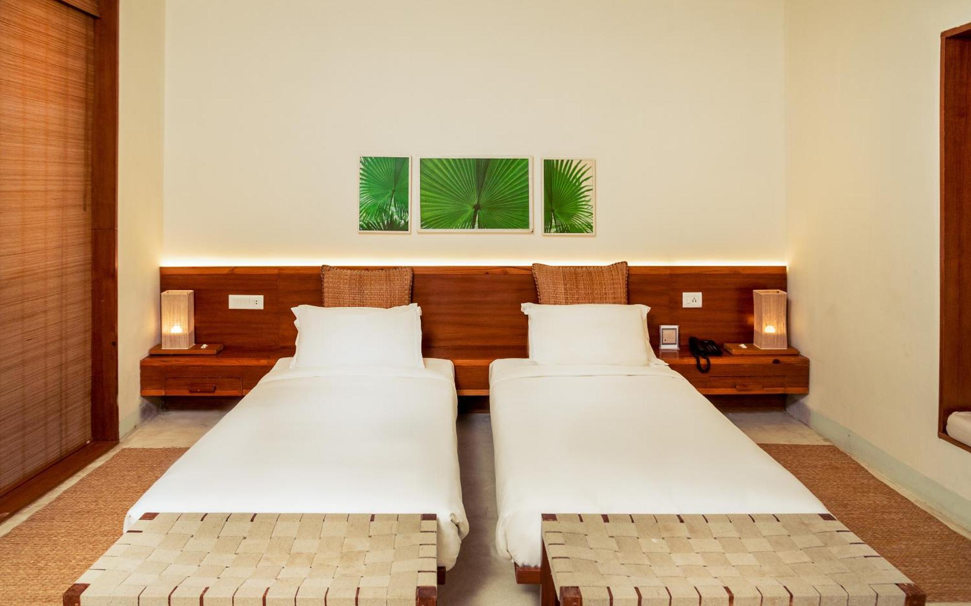 Hotel Kasara Chitwan Patlahara Exteriér fotografie
