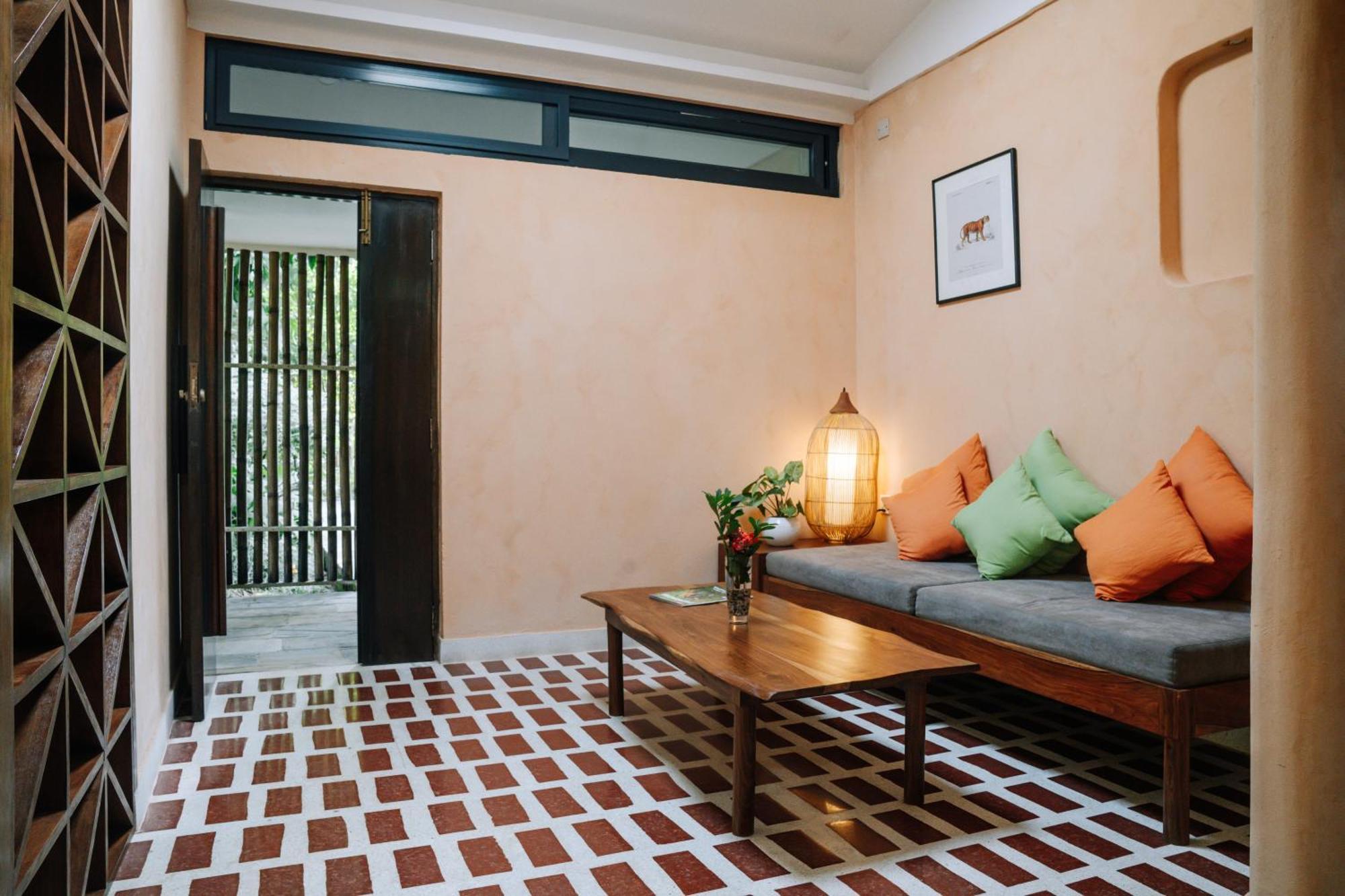 Hotel Kasara Chitwan Patlahara Exteriér fotografie